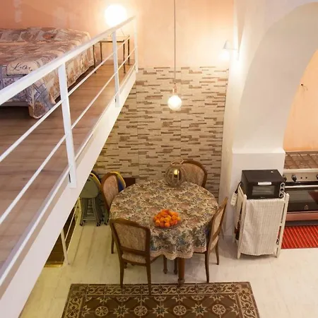 Chez Dona......loft!!! Apartment